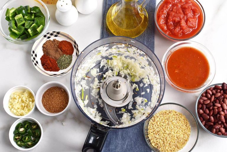 Step 2 - Easy Vegetarian Mushroom Chili