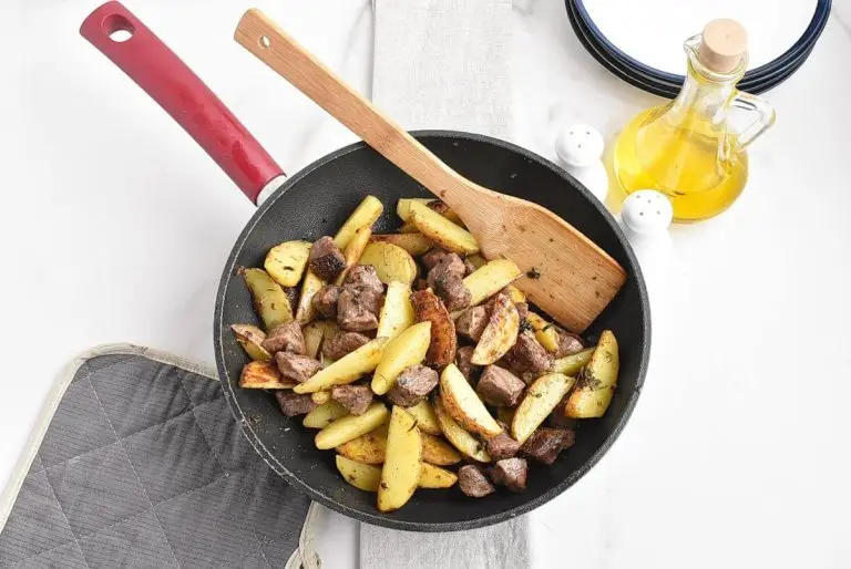 Step 5 - Garlic Butter Herb Steak Bites with Potatoes