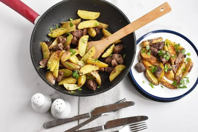 Step 6 - Garlic Butter Herb Steak Bites with Potatoes