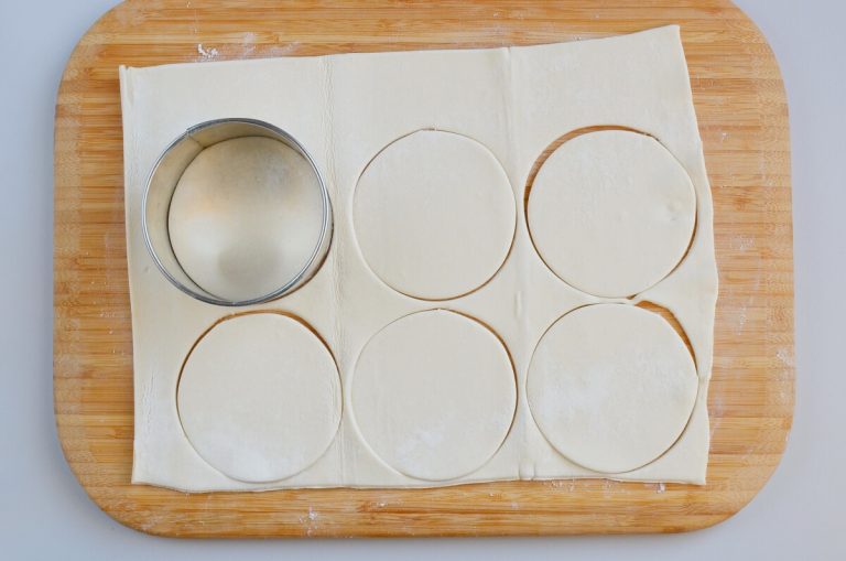 Step 6 - Mini Creamy and Cheesy Chicken Pies