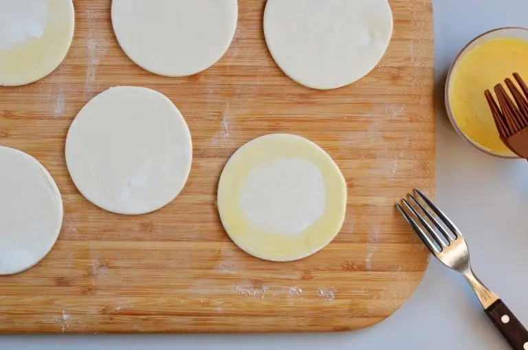 Step 7 - Mini Creamy and Cheesy Chicken Pies