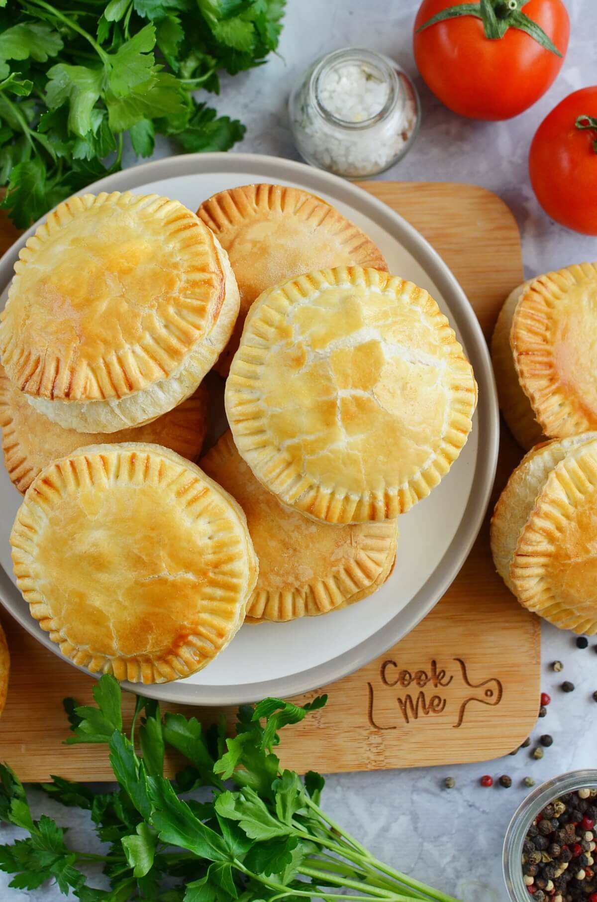 Mini Creamy and Cheesy Chicken Pies Recipe Cook.me Recipes