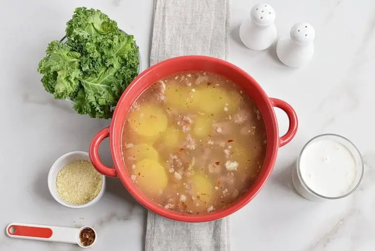Step 4 - One Pot Olive Garden Zuppa Toscana Soup