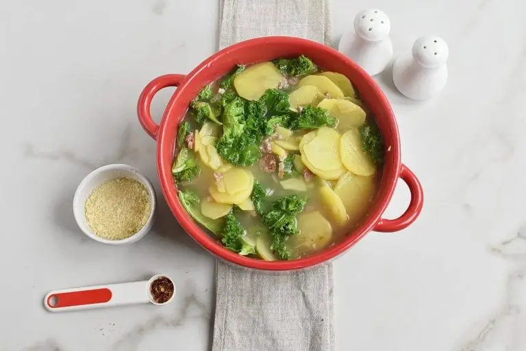 Step 5 - One Pot Olive Garden Zuppa Toscana Soup