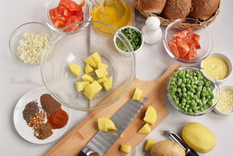 Step 1 - Pav Bhaji – Indian curry