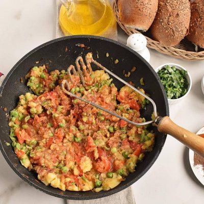 Pav Bhaji – Indian curry recipe - step 5