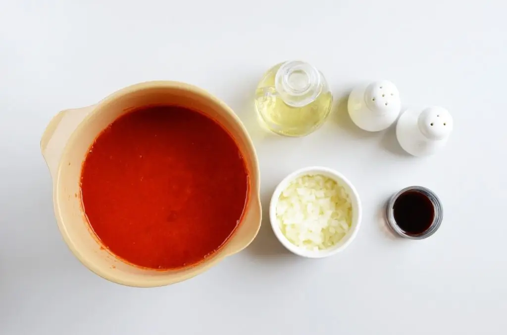 Ingredients for Slow-Simmered Pizza Sauce