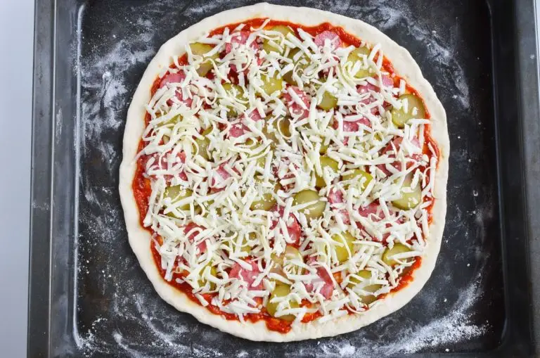 Step 5 - Slow-Simmered Pizza Sauce