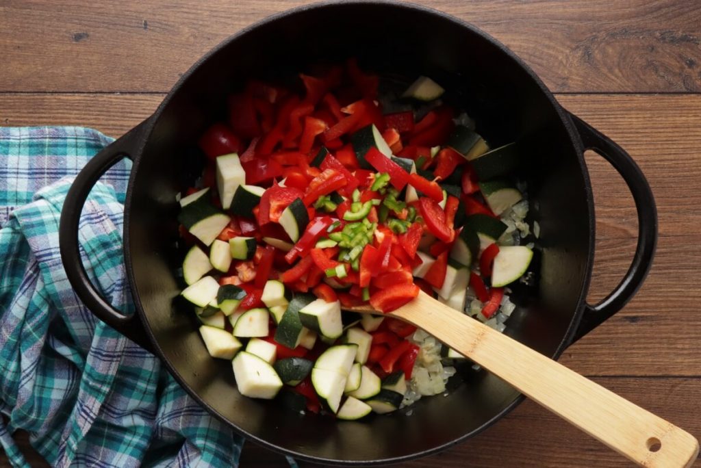 Spicy Vegetarian Chili recipe - step 3