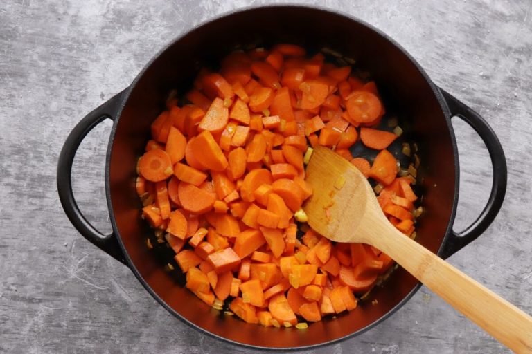 Step 3 - Tahini-Carrot Soup with Pistachios