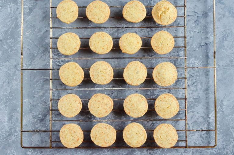 Step 10 - Thyme and Cheddar Cheese Cookies