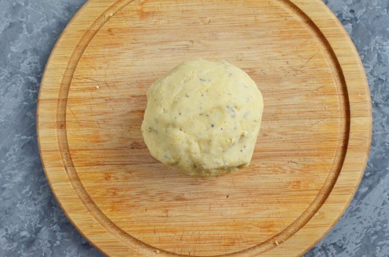 Step 4 - Thyme and Cheddar Cheese Cookies