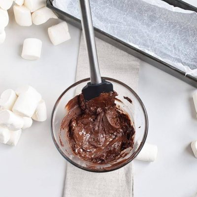 Two Ingredient Marshmallow Fudge recipe - step 2