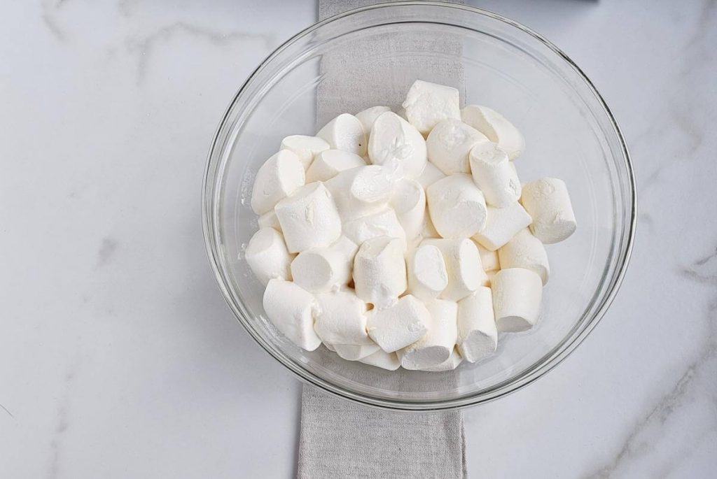 Two Ingredient Marshmallow Fudge recipe - step 3