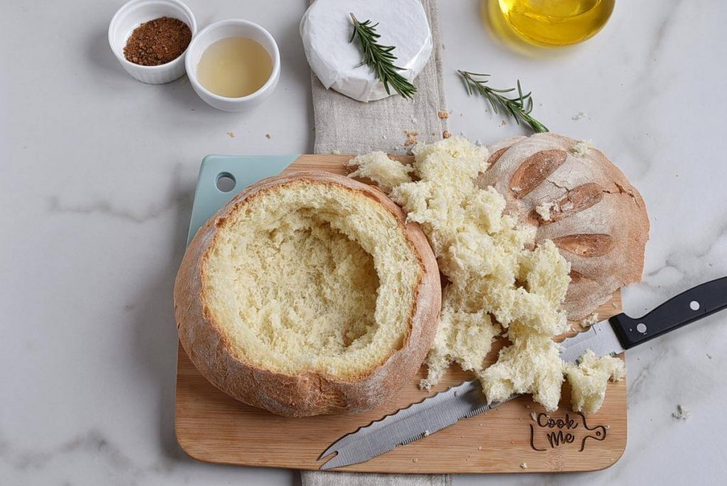 Baked Brie in a Sourdough Bread Bowl recipe - step 2