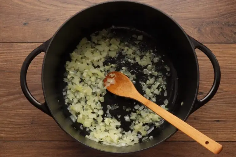 Step 1 - Chicken, Quinoa, and Black Bean Chili Verde