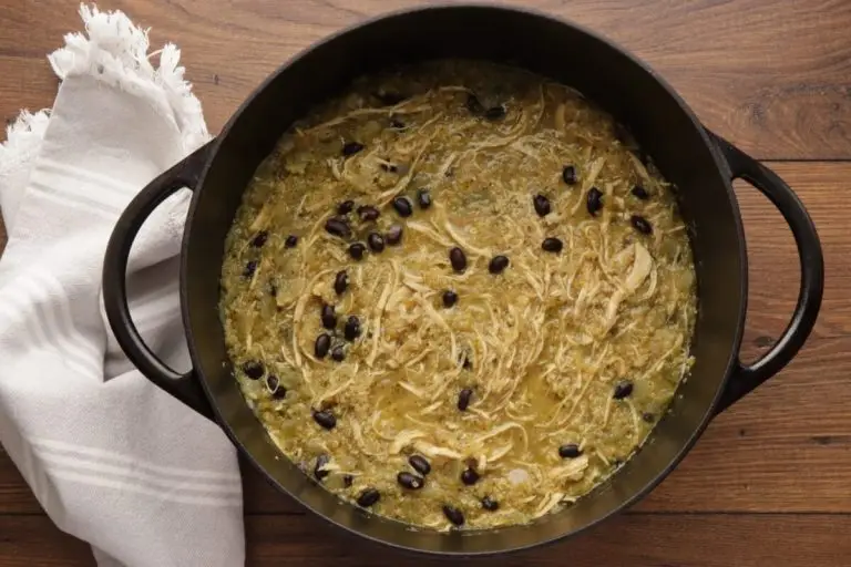 Step 5 - Chicken, Quinoa, and Black Bean Chili Verde