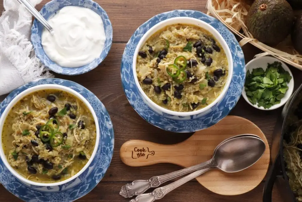 Chicken, Quinoa, and Black Bean Chili Verde