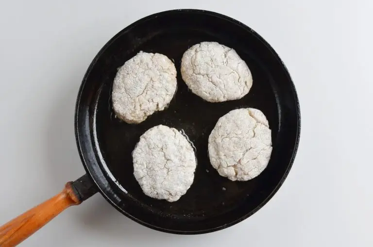 Chicken and Mushroom Patties (Russian Kotlety) recipe - step 5