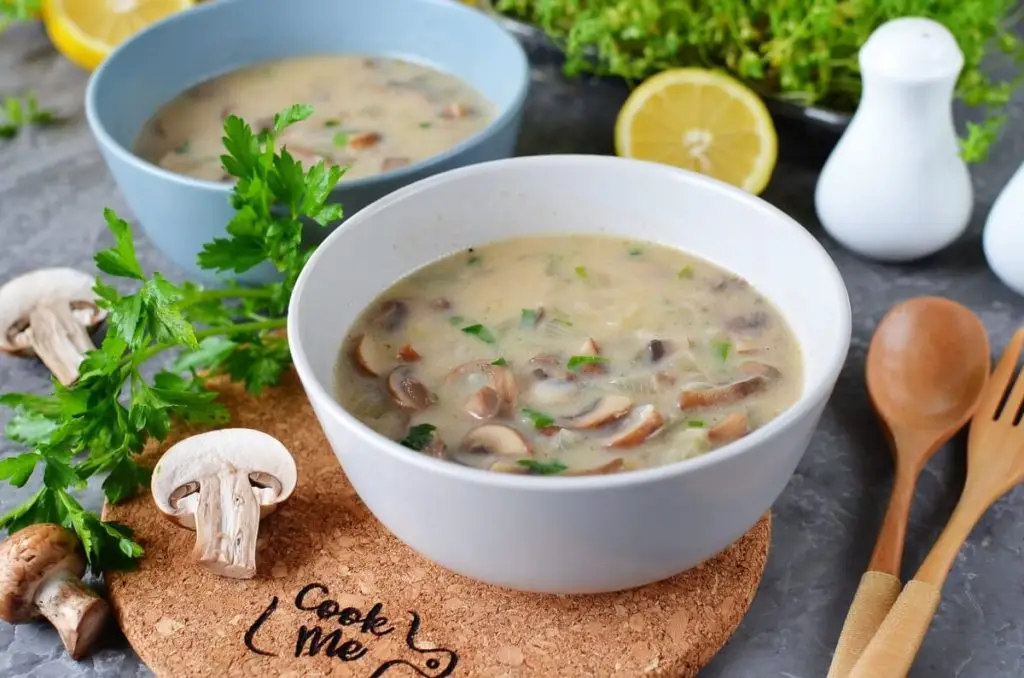 Creamy Vegan Hungarian Mushroom Soup