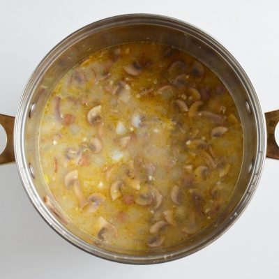 Creamy Vegan Hungarian Mushroom Soup recipe - step 4