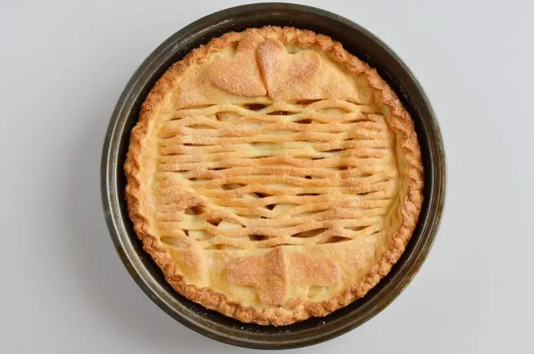Step 8 - Crusty Apple Pie