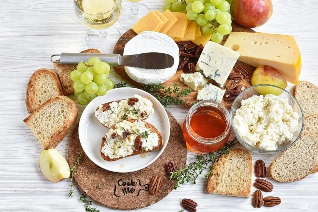 Goat Cheese Crostini with Honey, Pecans and Thyme
