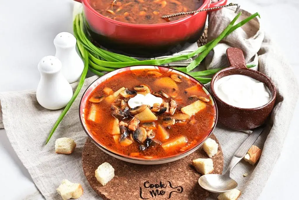 Hungarian Mushroom and Potato Soup