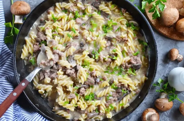 Step 7 - One Pot Ground Beef Stroganoff