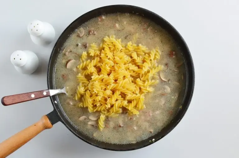 Step 5 - One Pot Ground Beef Stroganoff