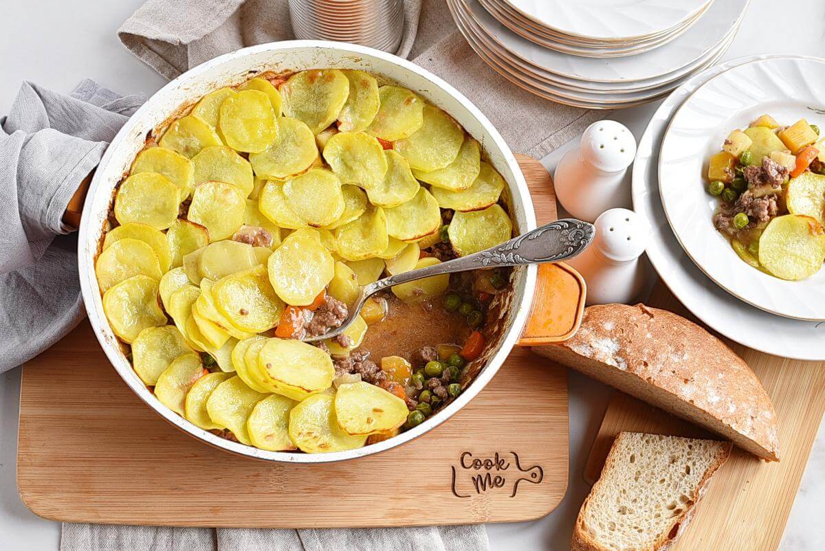 One Pot Minced Beef Hotpot