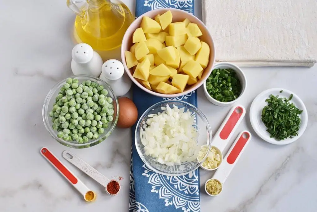 Ingredients for Vegetarian Puff Samosa