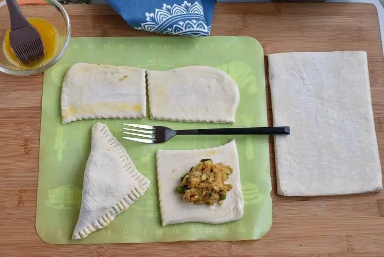 Vegetarian Puff Samosa recipe - step 7