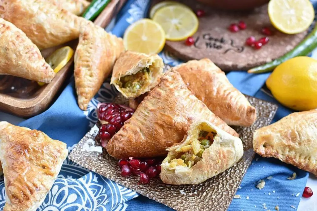 Vegetarian Puff Samosa