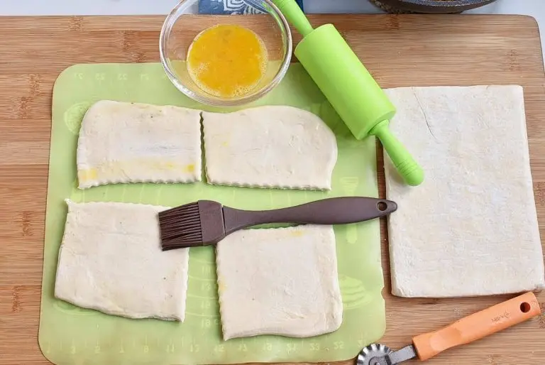 Vegetarian Puff Samosa recipe - step 6