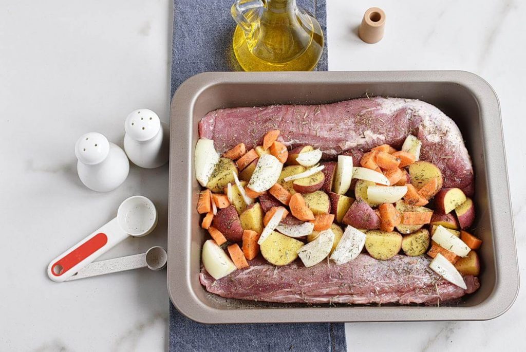 Roasted Pork Tenderloin and Vegetables recipe - step 4