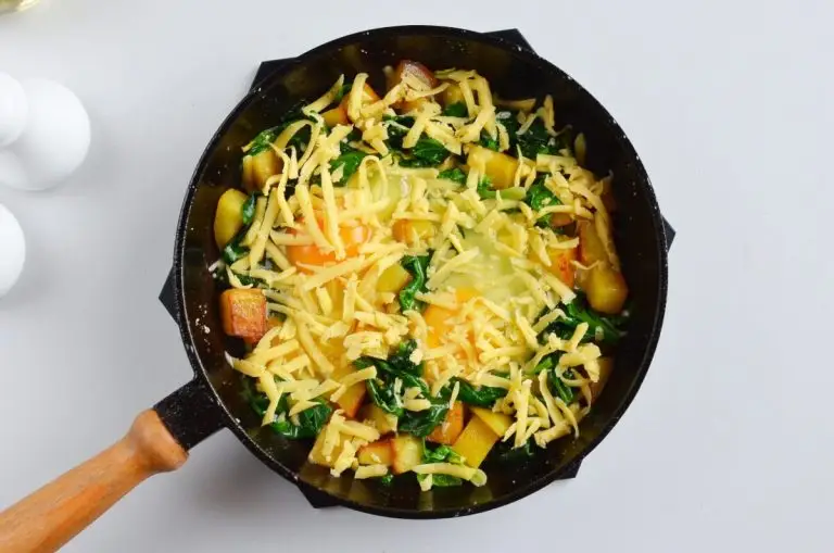 Step 6 - Spinach & Cheese Breakfast Skillet