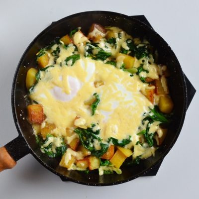 Spinach & Cheese Breakfast Skillet recipe - step 6