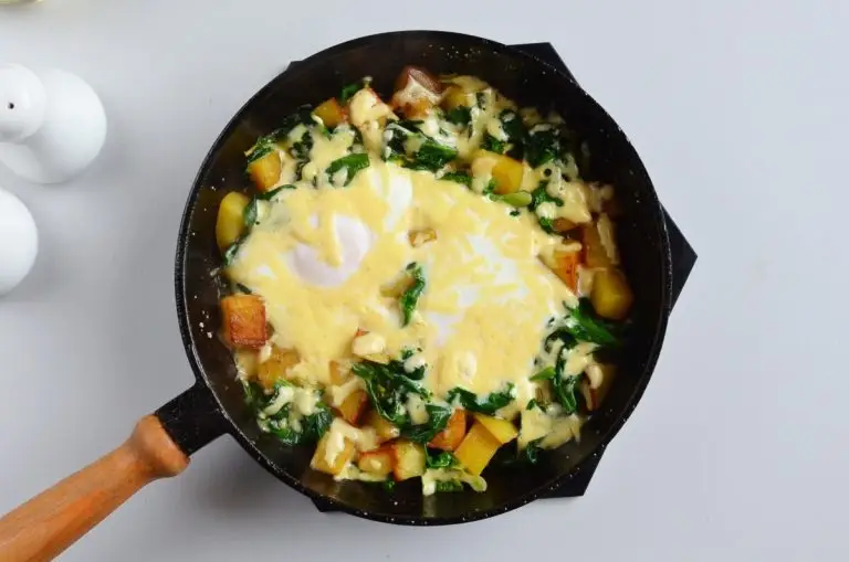 Step 6 - Spinach & Cheese Breakfast Skillet