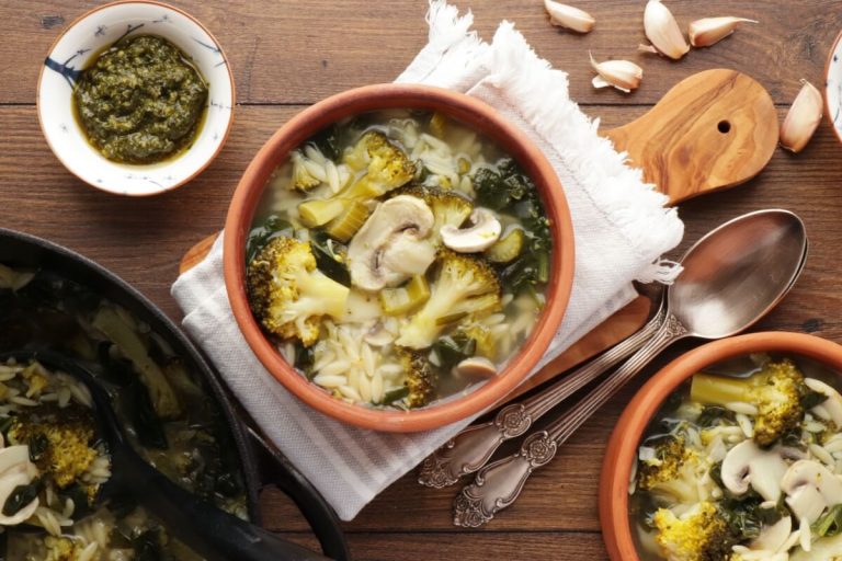 Step 4 - Supergreen Mushroom and Orzo Soup