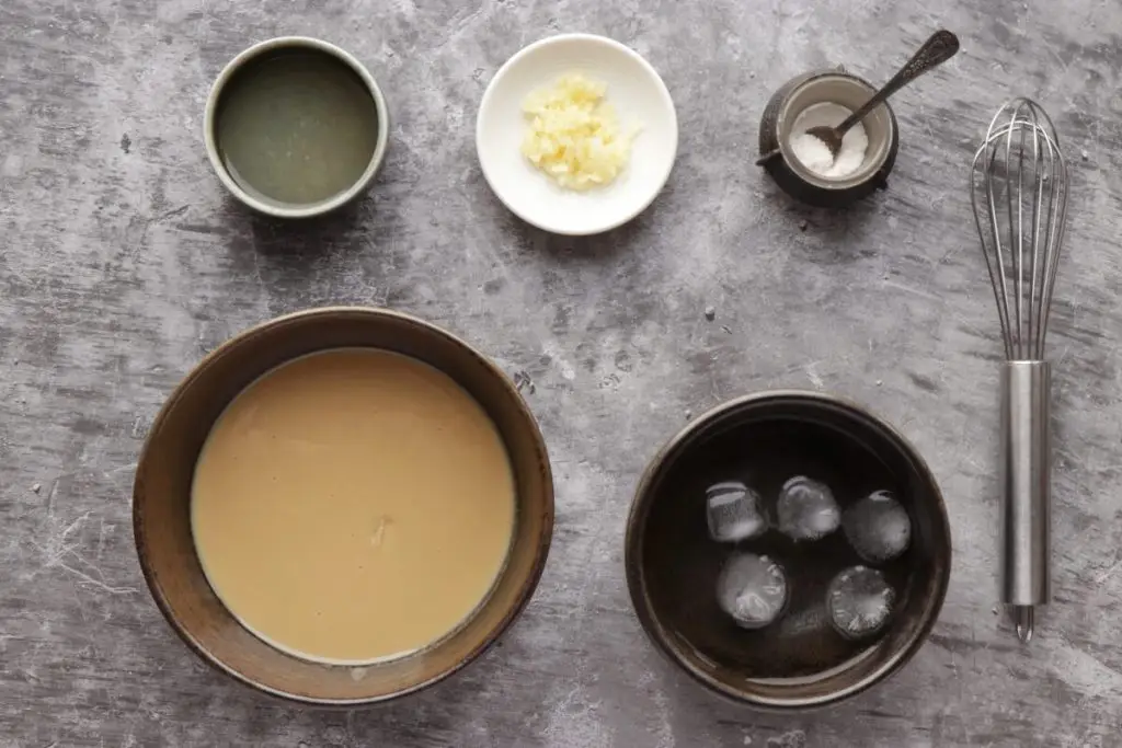 Ingredients for Easy Creamy Tahini Sauce