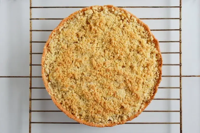 Step 9 - Yummy Crunchy Apple Pie