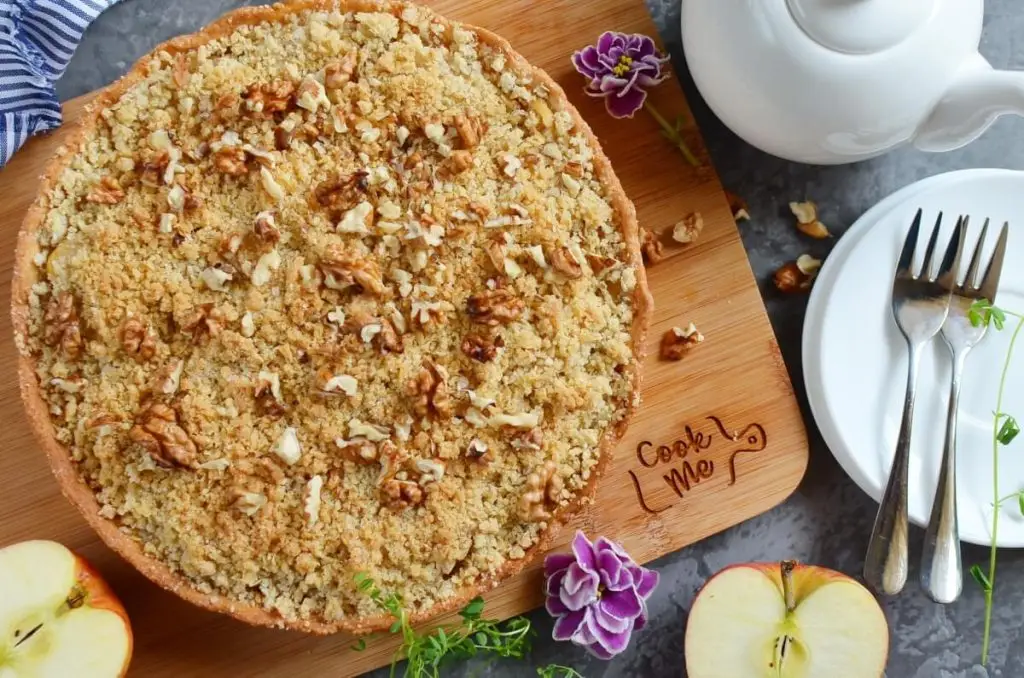 Yummy Crunchy Apple Pie