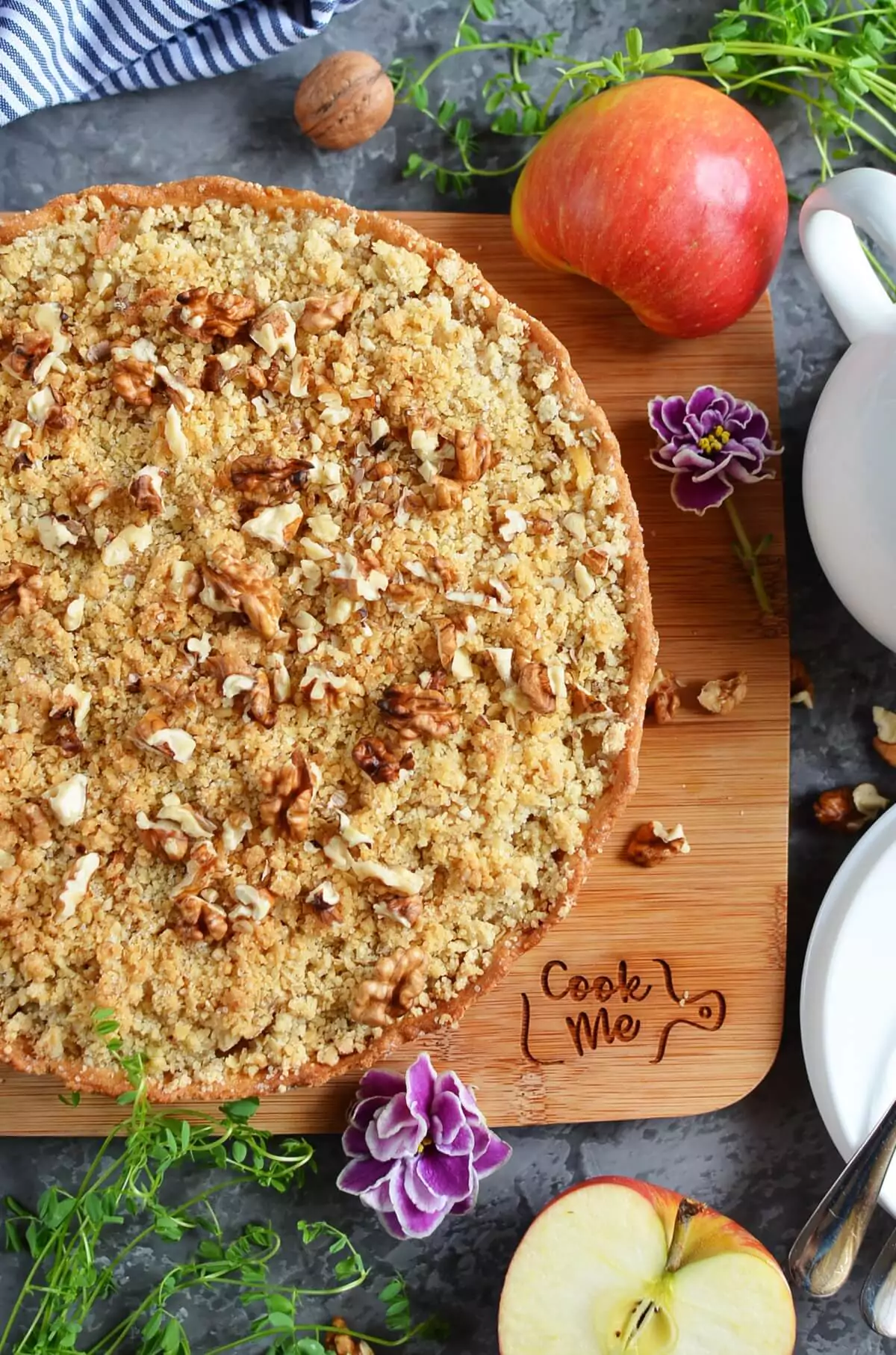 Yummy Crunchy Apple Pie
