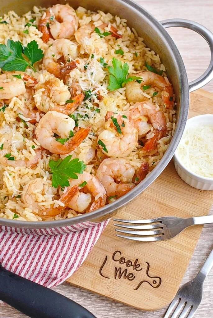 15 Minute One Pan Shrimp and Rice