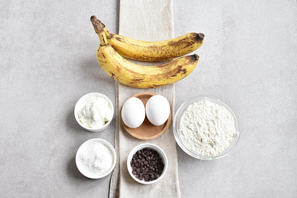 Ingridiens for 3-Ingredient Easter Banana Pancakes