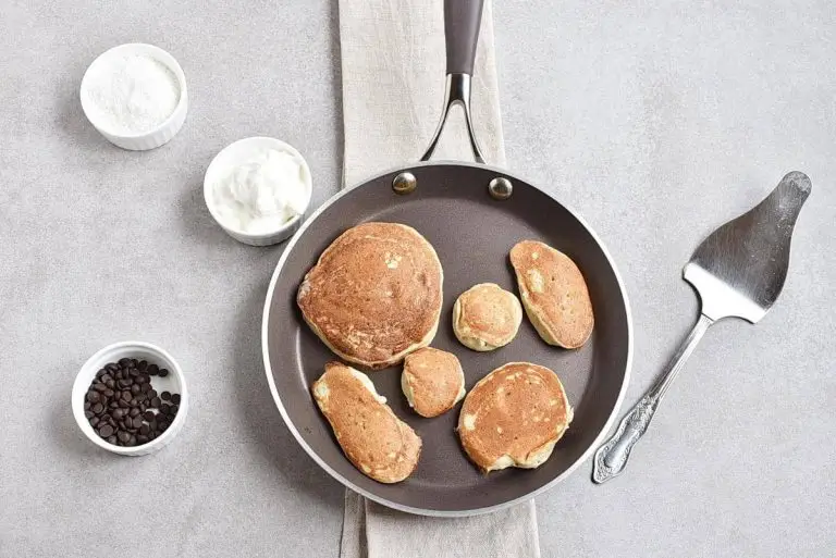 Step 4 - 3-Ingredient Easter Banana Pancakes
