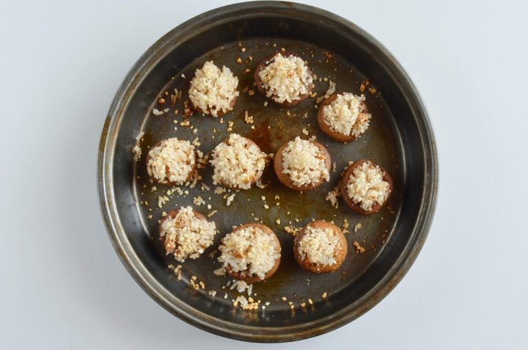 Step 8 - 7-Ingredient Vegan Stuffed Mushrooms