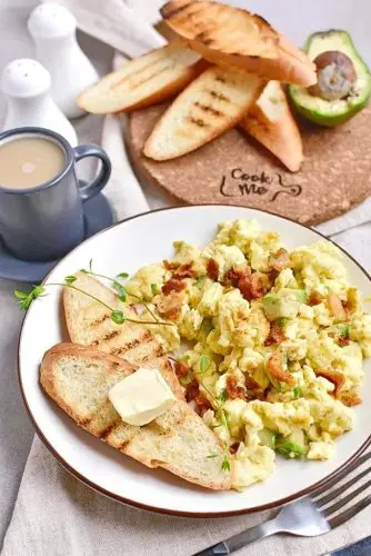 Avocado Scrambled Eggs