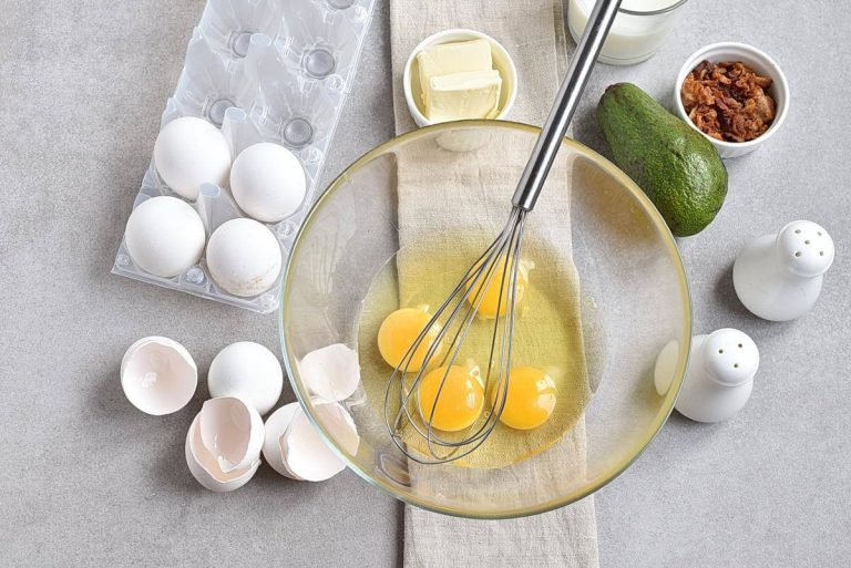 Step 1 - Avocado Scrambled Eggs